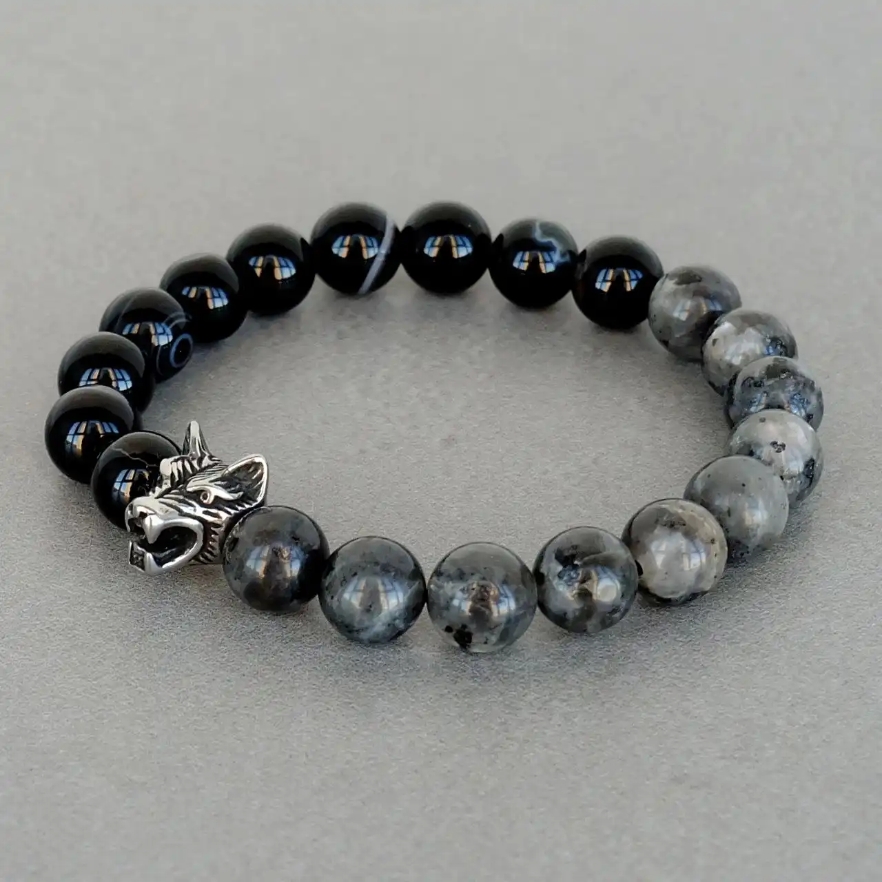 Браслеты из натуральных камней с ювелирной сталью - Барахолка в Владивосток