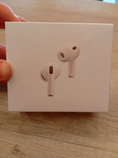 Беспроводные наушники AirPods Pro 3 USB-C Airoha 1563E - Наушники в Владивосток