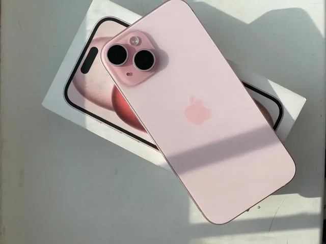 iPhone 15 256GB в идеальном состоянии - Смартфоны в Владивосток