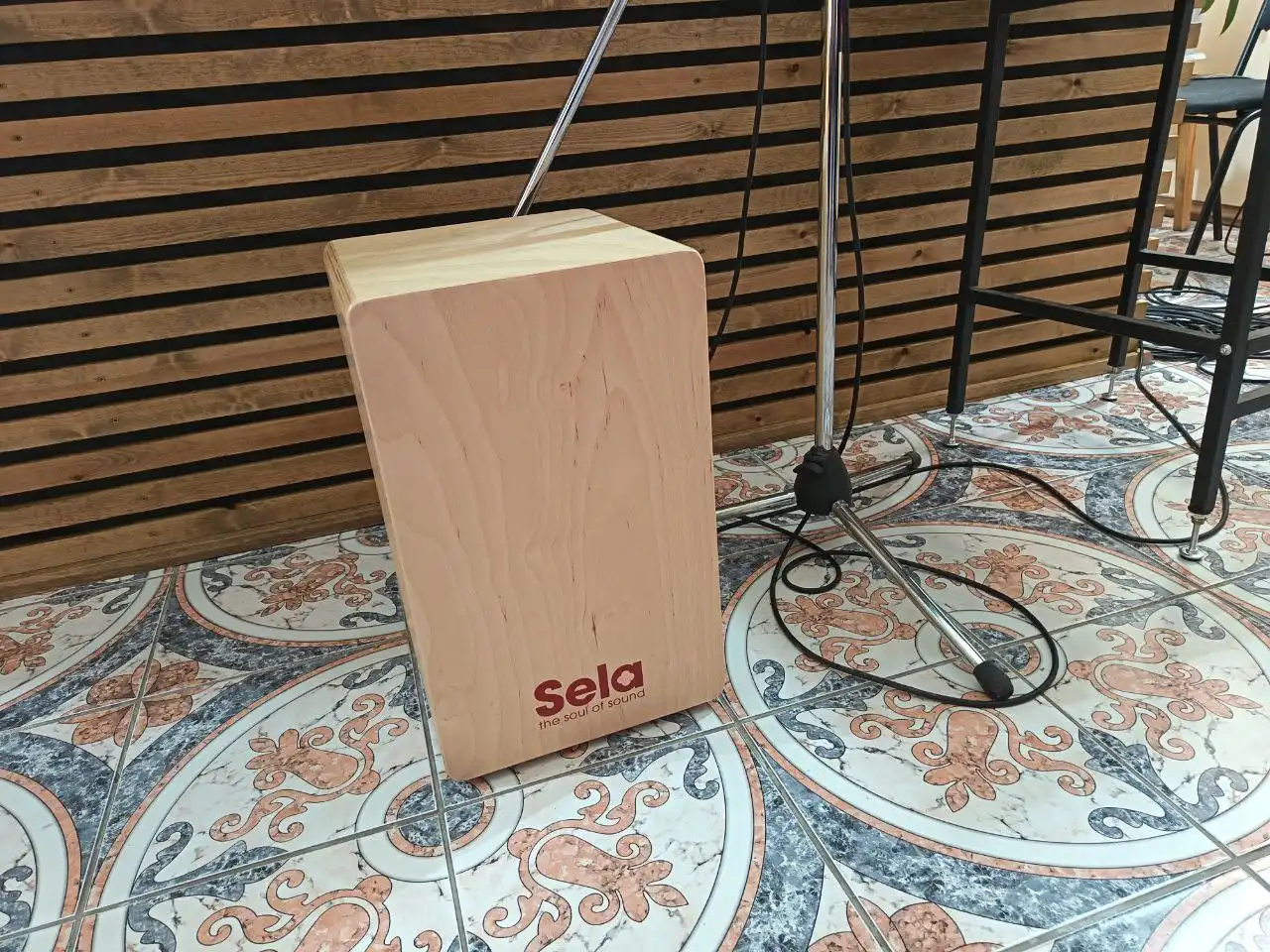 Продам кахон в отличном состоянии - Музыкальные инструменты (Хобби и отдых) в Владивосток