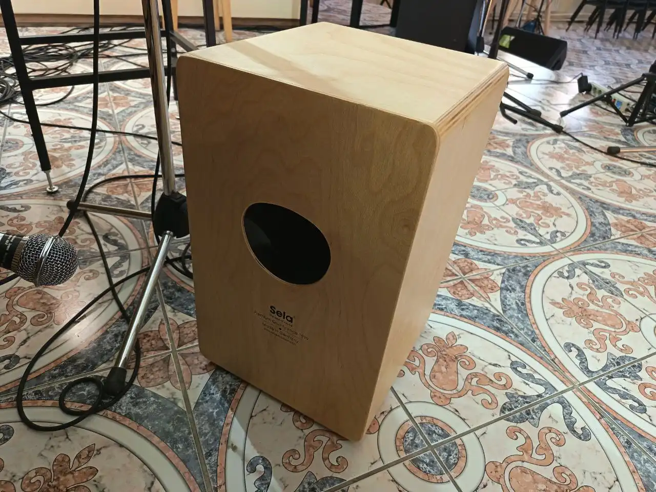 Продам кахон в отличном состоянии - Музыкальные инструменты (Хобби и отдых) в Владивосток