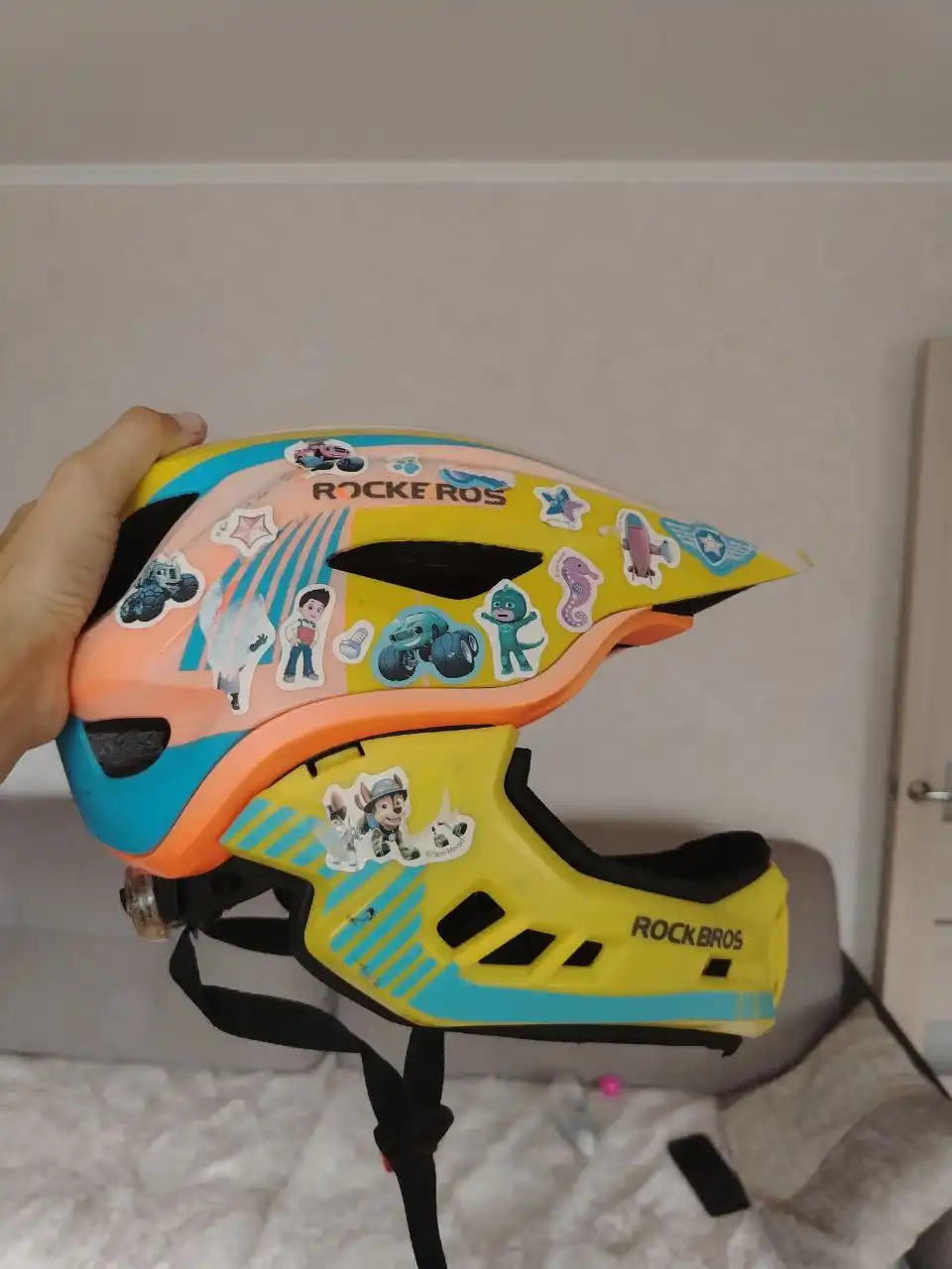 Детский шлем с фулфейсом - Защитная экипировка (Хобби и отдых) в Владивосток