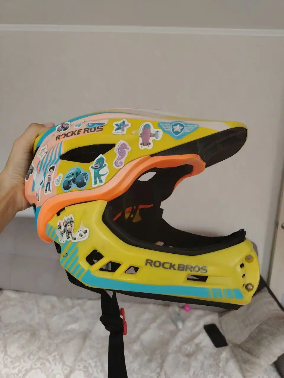 Детский шлем с фулфейсом - Защитная экипировка (Хобби и отдых) в Владивосток