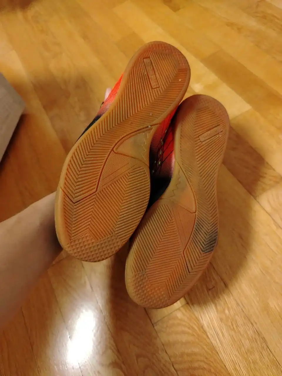 Продам бутсы детские - Спортивные товары (Барахолка) в Владивосток