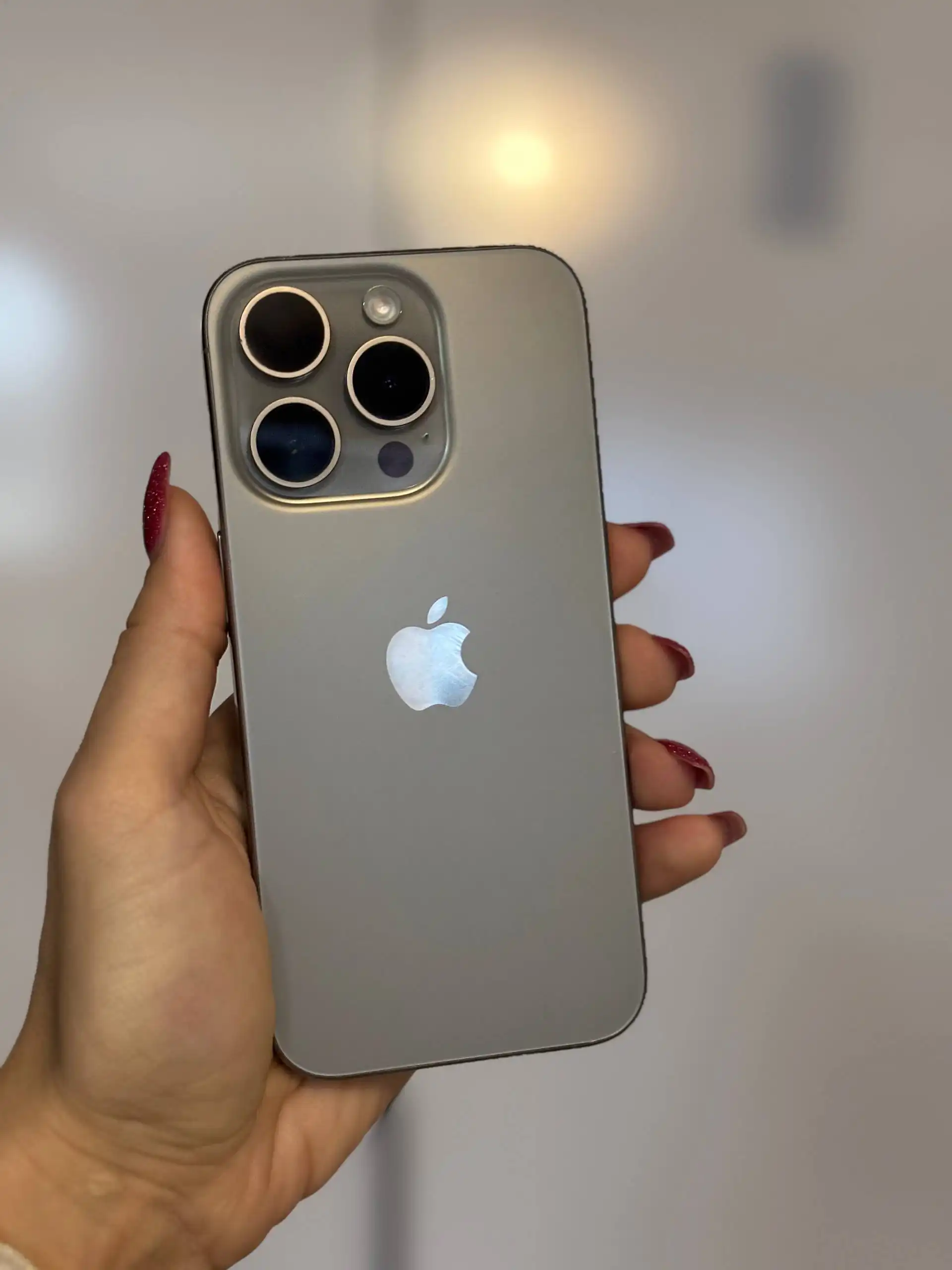 Продам IPhone 15 pro 256 ГБ - Смартфоны (Электроника) в Владивосток