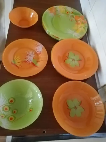 Продам бу посуду в хорошем состоянии - DVD диски в Владивосток