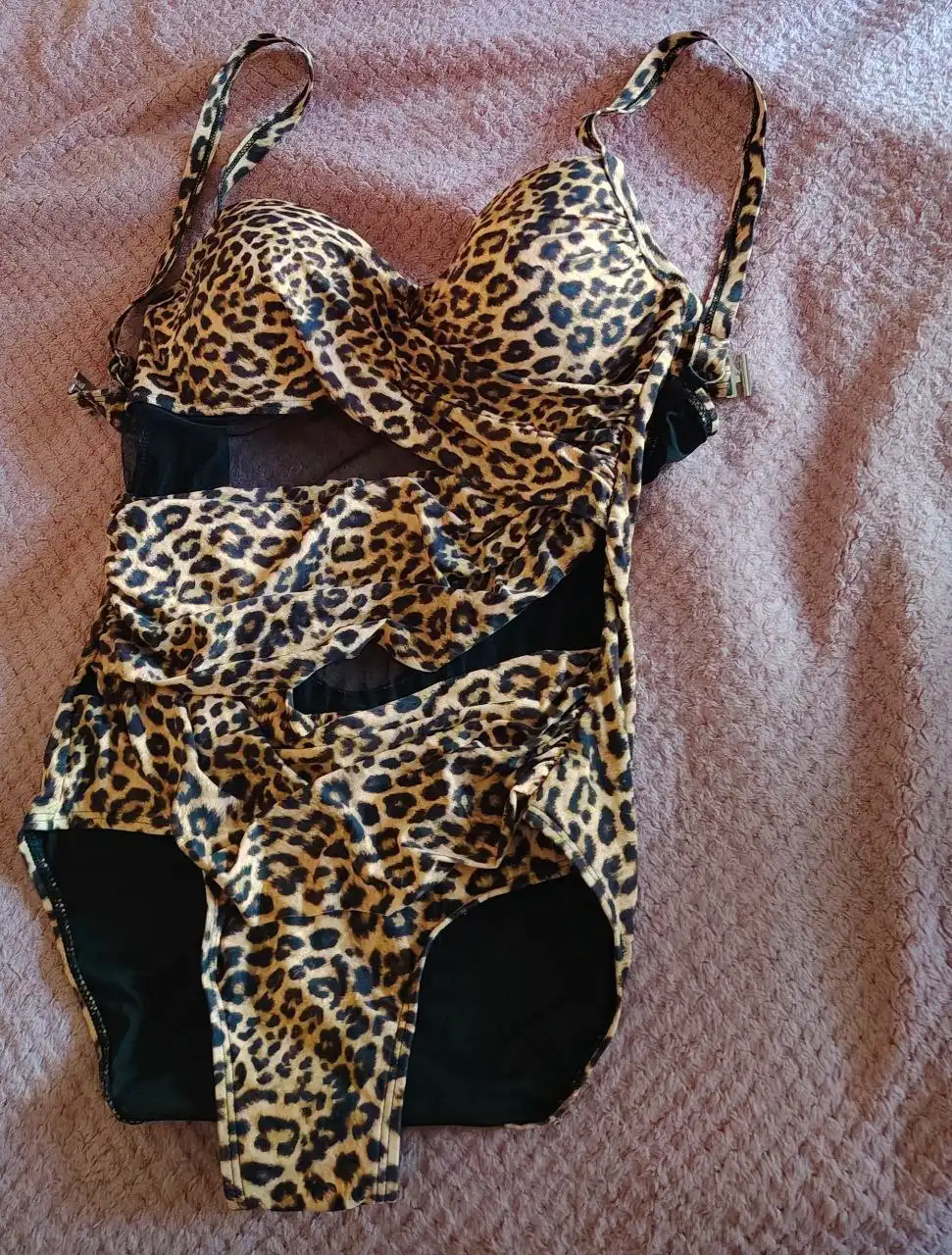 Продам купальник 46р - Купальники (Одежда) в Владивосток