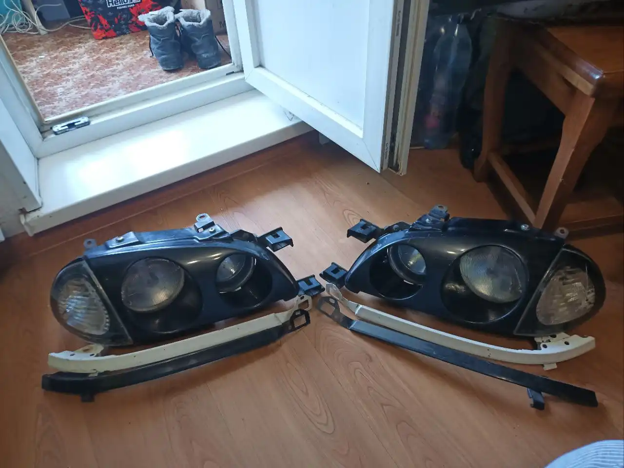 Продам редкие японские фары Active Sport на Toyota Caldina ST210 ST215 - Запчасти (Авто) в Владивосток