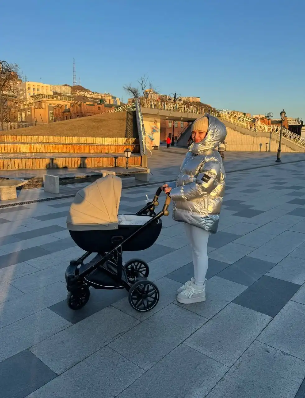 Модульная коляска 2в1 Luxmom F2 Эко кожа серый цвет - Товары для детей (Барахолка) в Владивосток