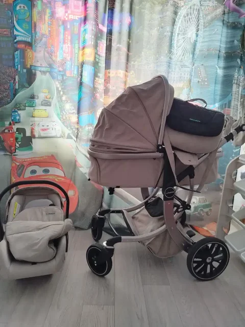 Продам Коляску Luxmom 3в1 - Школьные принадлежности в Владивосток