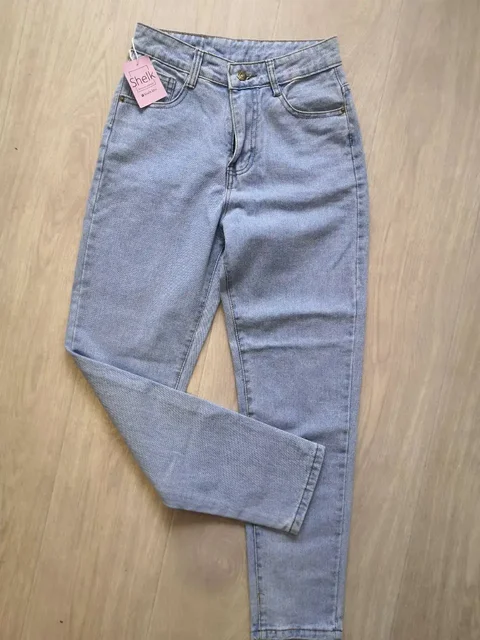 Женские джинсы размер 42 - Блузы в Владивосток