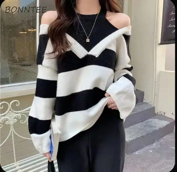 Новый теплый свитерок размер 42-44 - Свитера (Одежда) в Владивосток