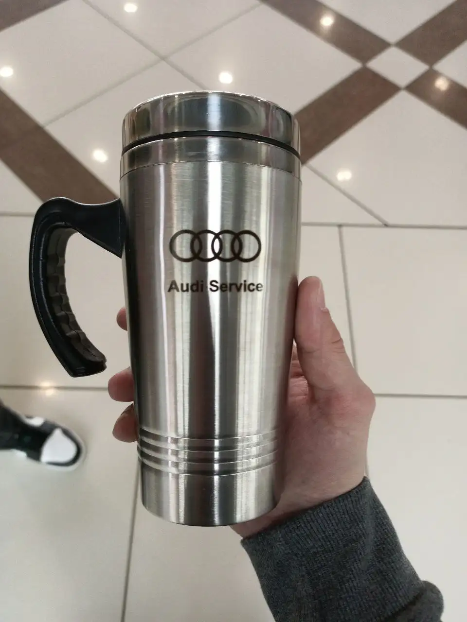 Лазерная гравировка на термосах и термокружках - Лазерная гравировка (Услуги) в Владивосток