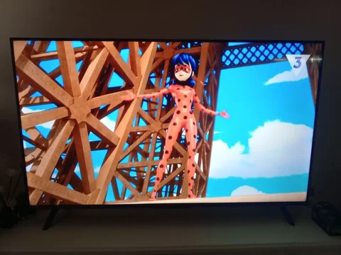 Продам телевизор 108 диагональ в хорошем состоянии - Игровые диски в Владивосток