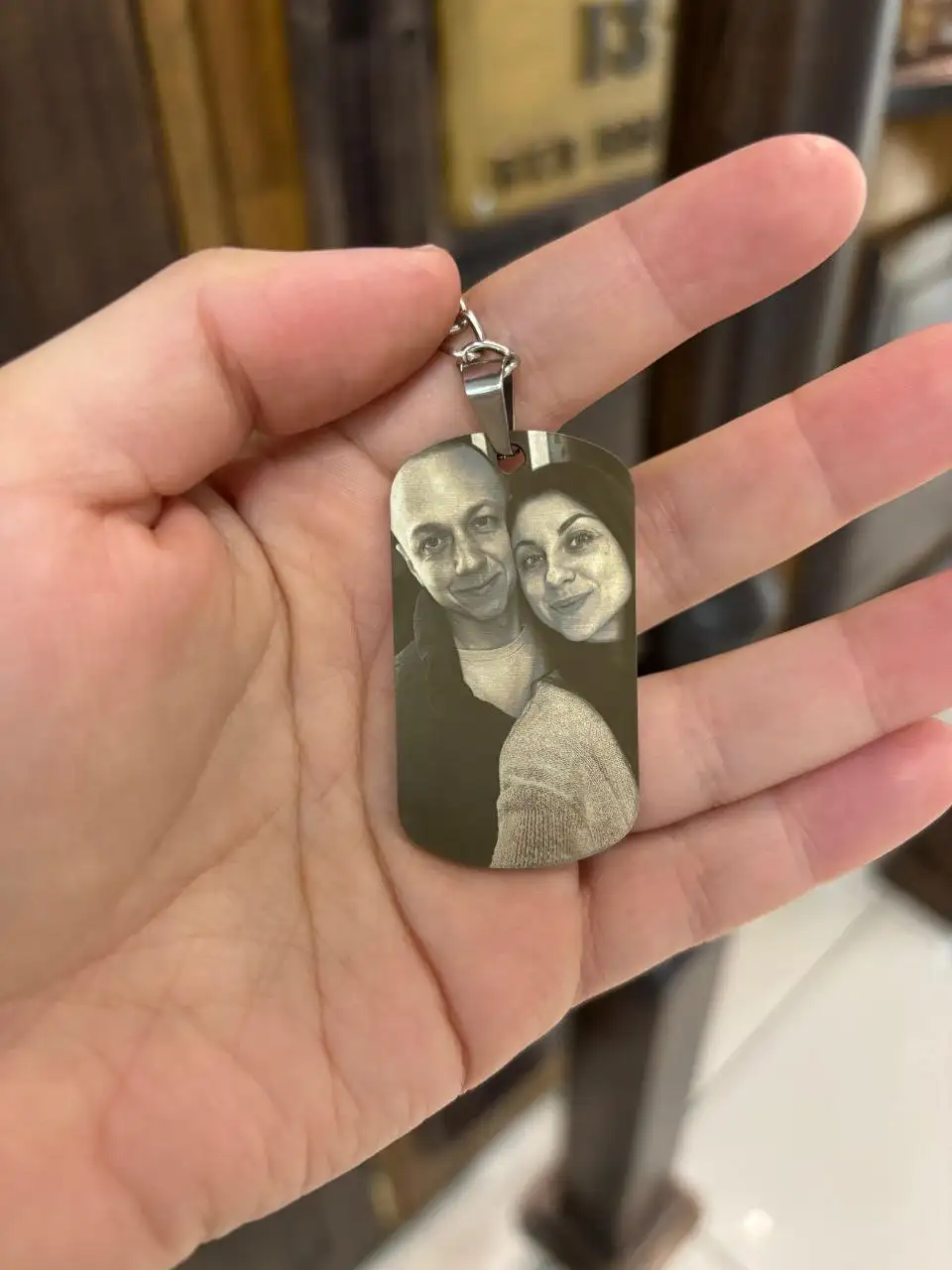 Фотогравировка на кулонах из ювелирной стали - Фотогравировка (Услуги) в Владивосток