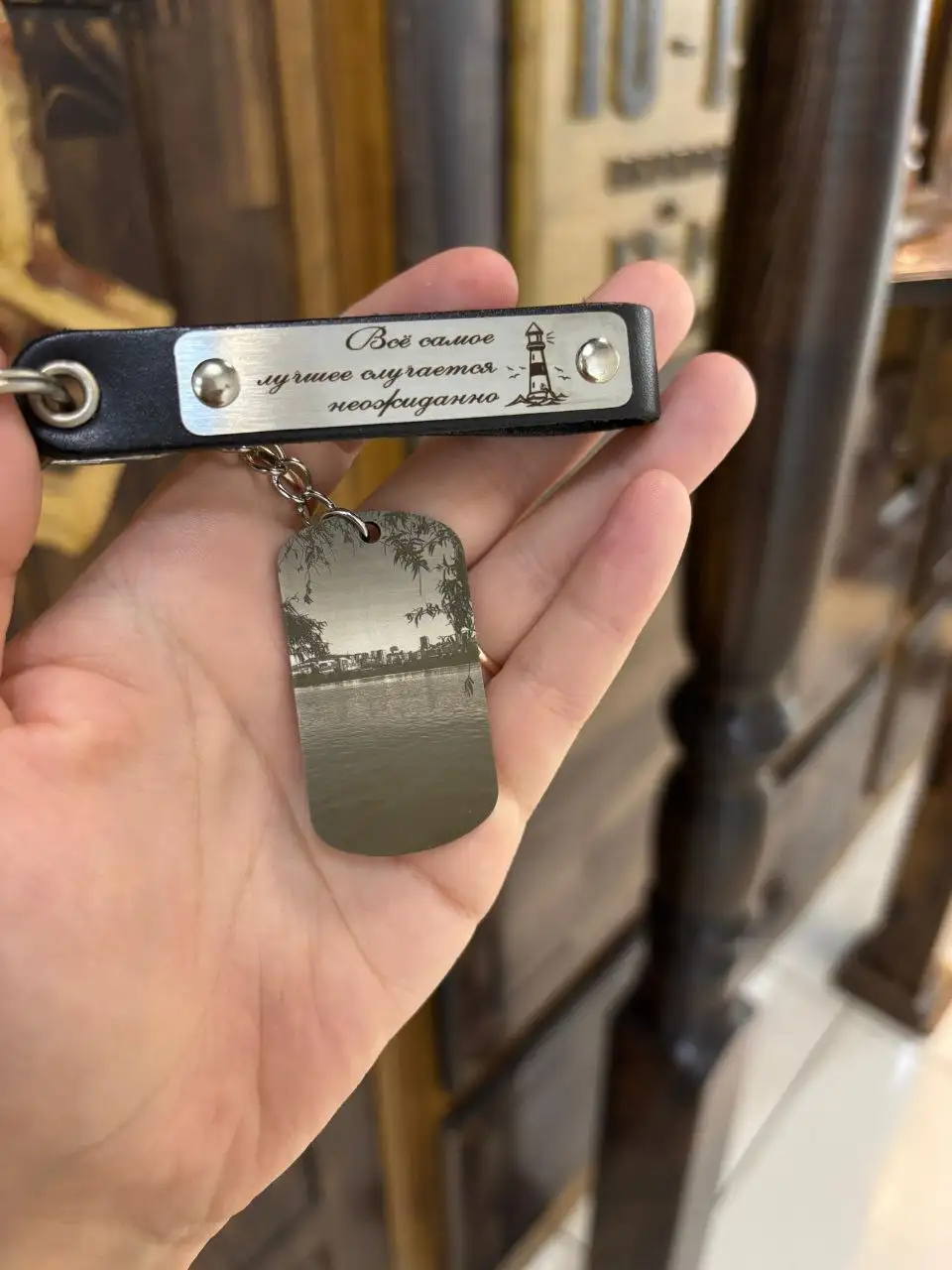 Фотогравировка на жетонах из ювелирной стали - Гравировка (Услуги) в Владивосток