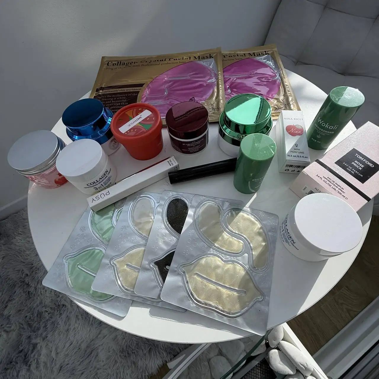 Косметика новая - Красота и здоровье в Владивосток