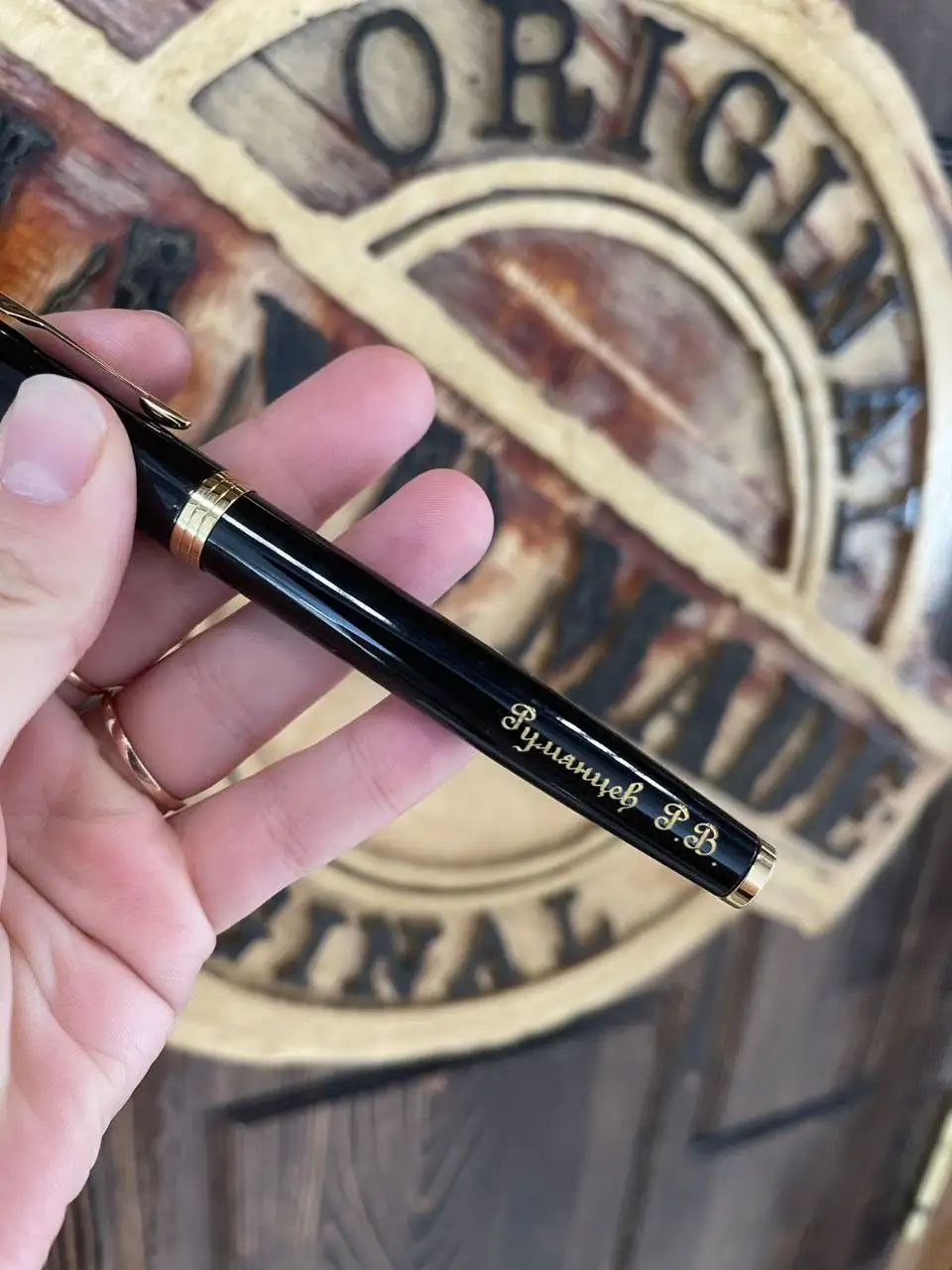 Оригинальные ручки Паркер и Пьер Кардин с гравировкой - Коллекционирование/Письменные принадлежности (Хобби и отдых) в Владивосток