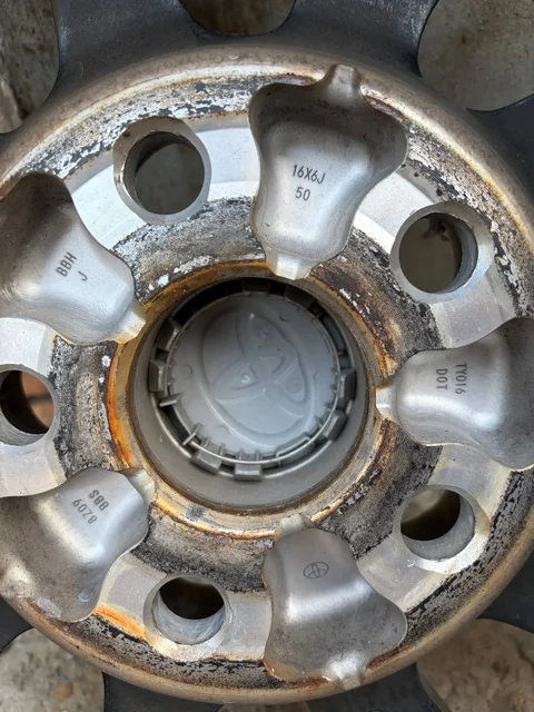 Продажа оригинальных дисков BBS от Toyota Noah 80 WXB - Колеса, диски, шины в Владивосток