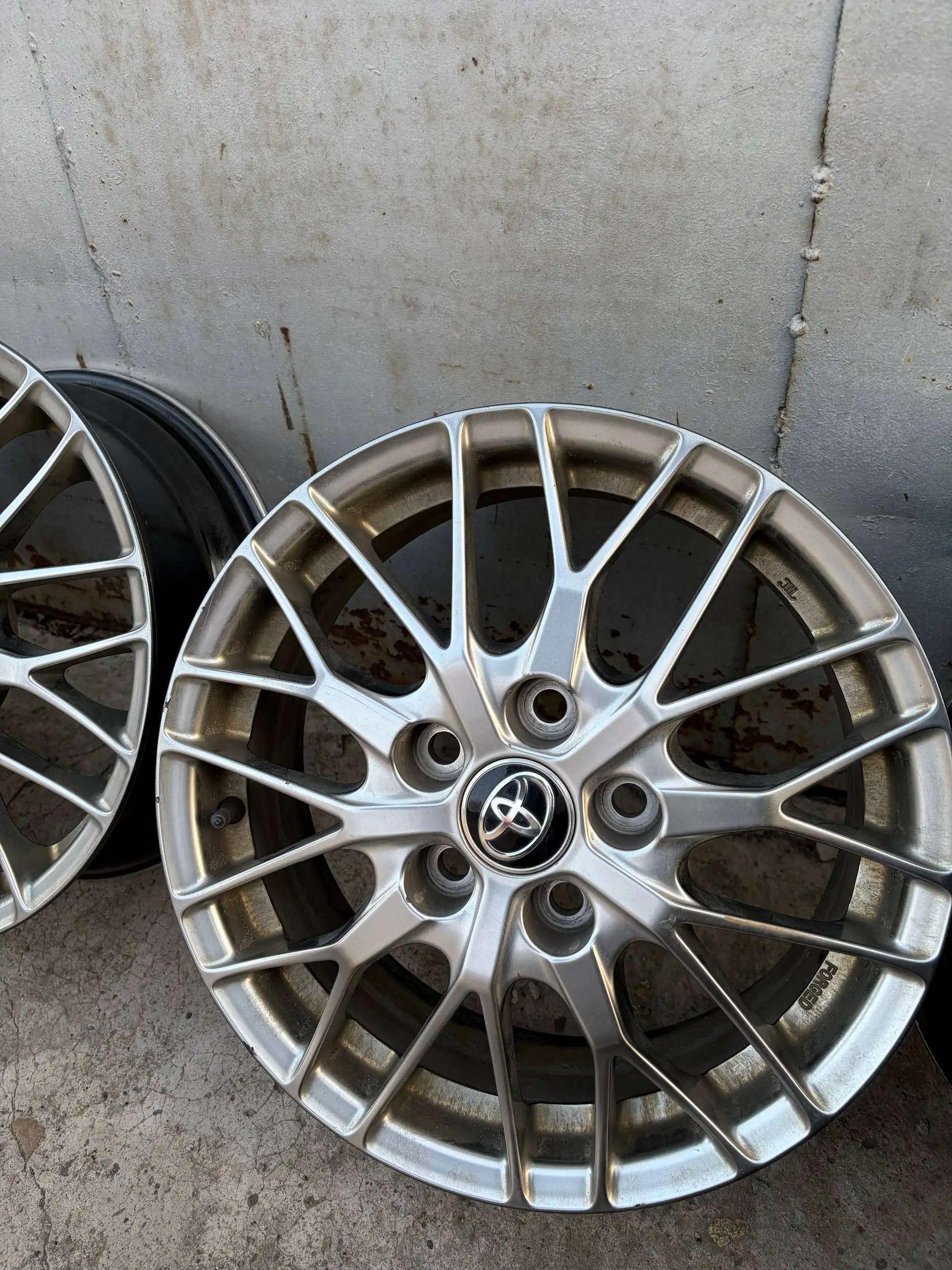 Продажа оригинальных дисков BBS от Toyota Noah 80 WXB - Диски (Запчасти) в Владивосток