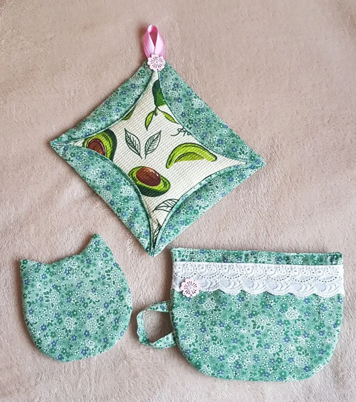 Комплект прихваток-подставок и подставка под кружку - Барахолка в Владивосток