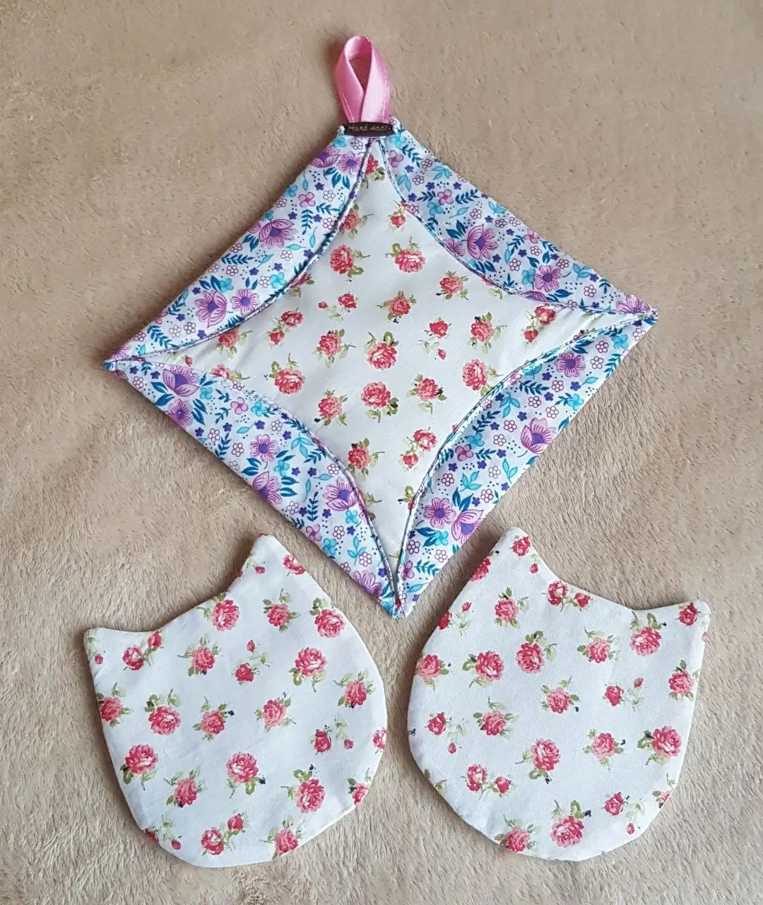 Комплект прихваток-подставок и подставка под кружку - Барахолка в Владивосток