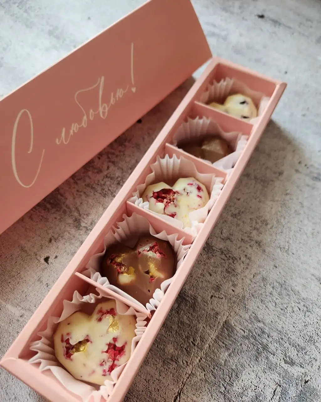 Шоколадные конфеты и шоколад ручной работы - Продукты питания (Барахолка) в Владивосток