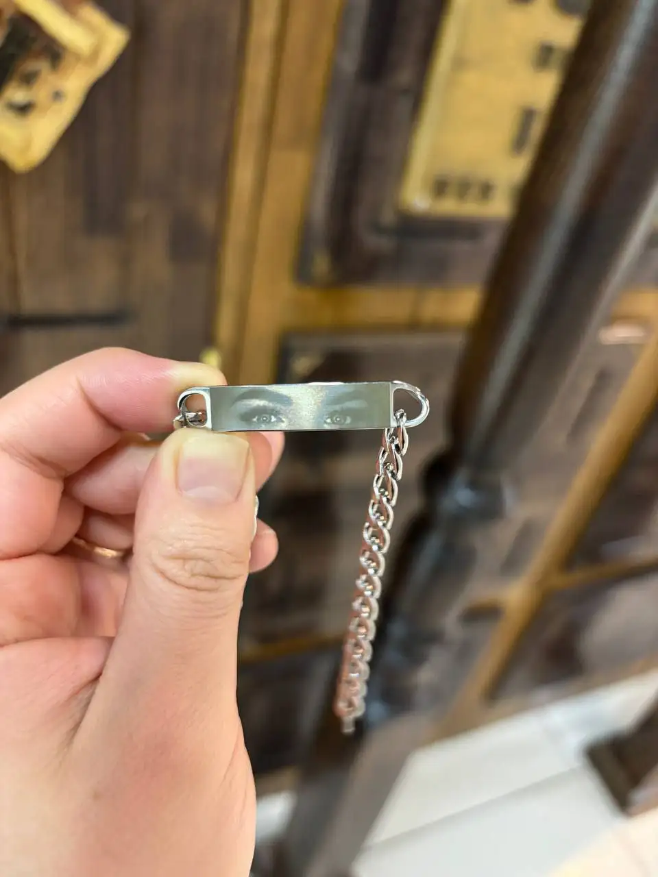 Гравировка на ювелирной стали - Гравировка (Услуги) в Владивосток