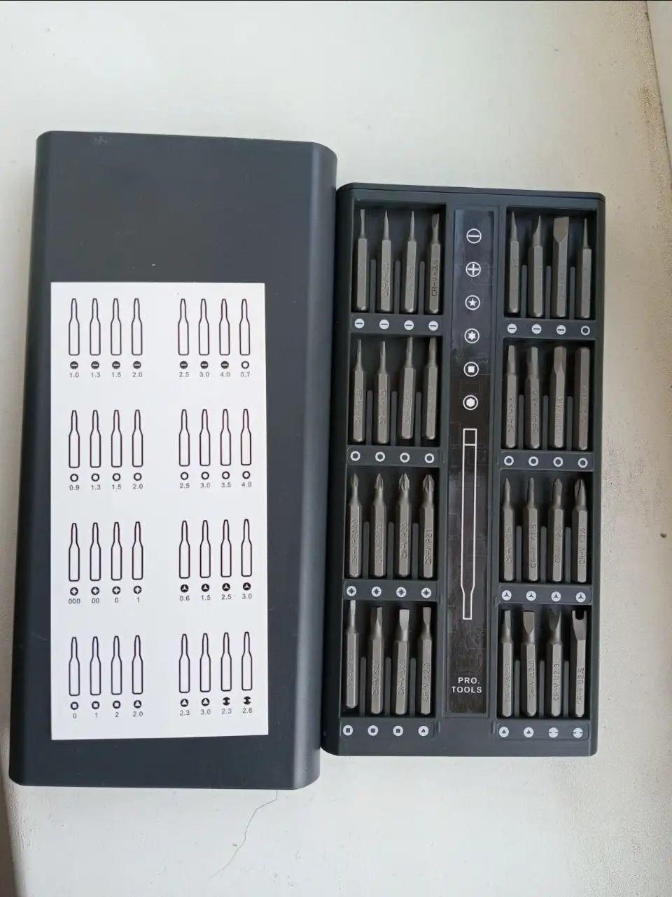 Набор отверток с прецизионными магнитными насадками - Инструменты (Барахолка) в Владивосток