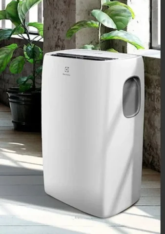 Мобильный кондиционер Electrolux EACM-13 CL/N3 - Виртуальная реальность в Владивосток