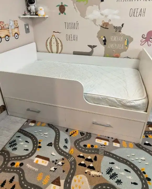 Продам детскую кровать 160*80 с матрасом - Детская мебель (Товары для детей) в Владивосток