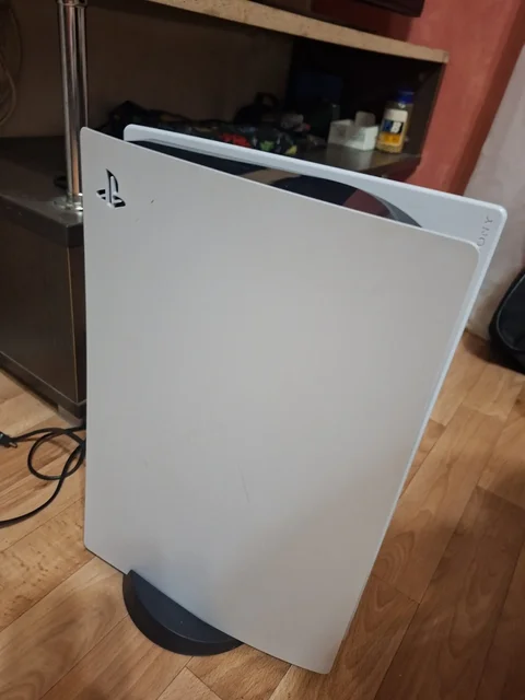 Sony PlayStation 5 с играми - Электроника в Артём
