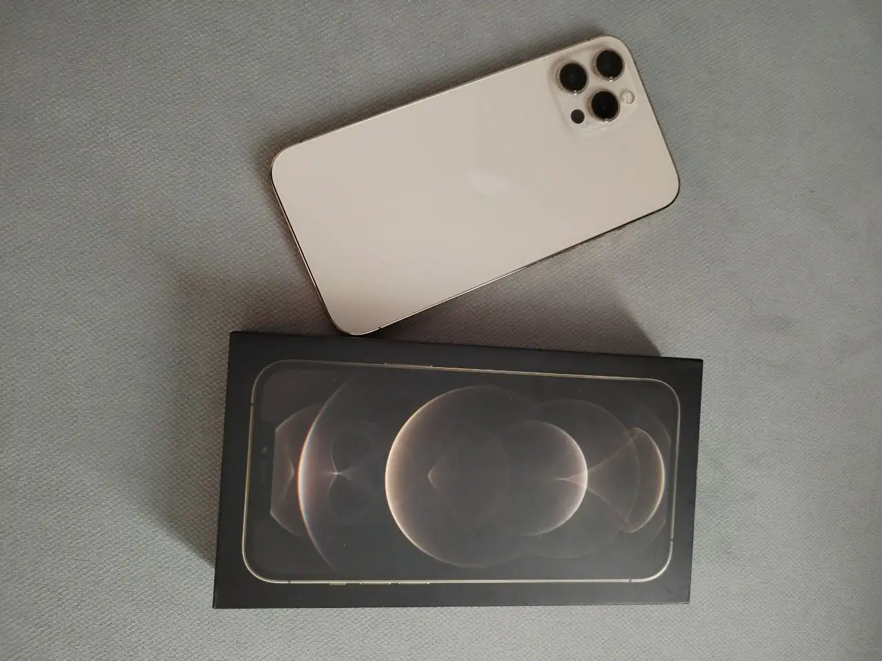 iPhone 12 Pro Max 128 ГБ - Смартфоны (Электроника) в Владивосток