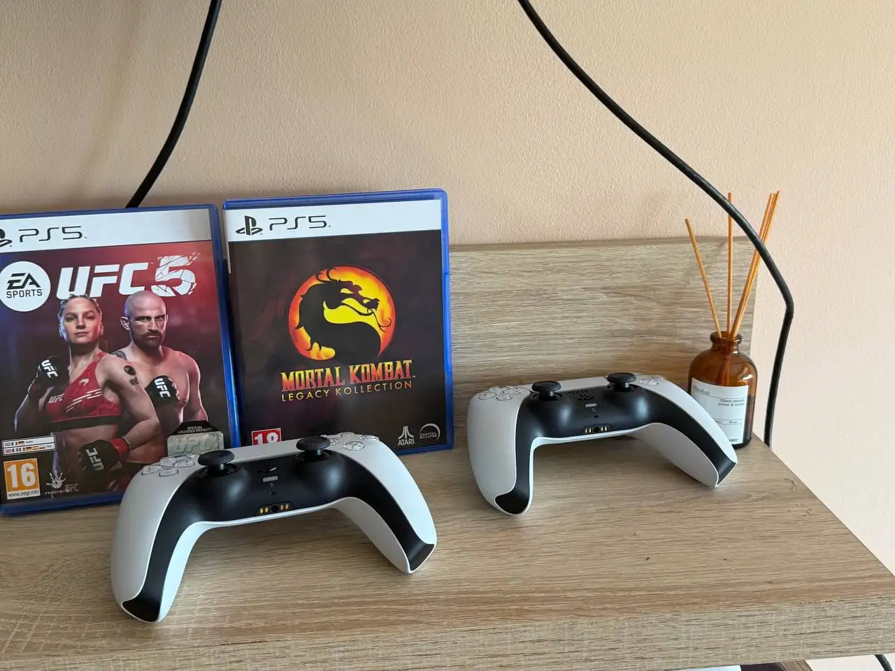Продам PS5 - Игровые приставки (Электроника) в Владивосток