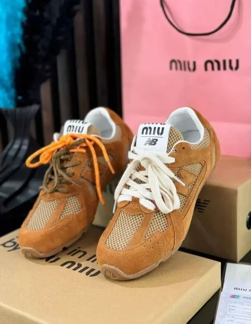 Новые натуральные кроссовки New Balance Miu Miu - Корсет в Владивосток