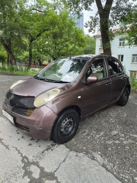 Продам Nissan March 2005 - Автомагнитолы в Владивосток