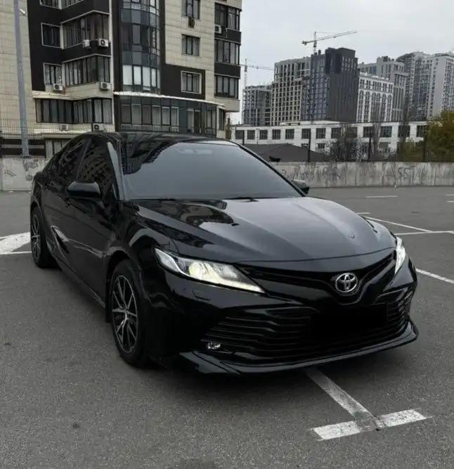 Продажа Toyota Camry 2019 года