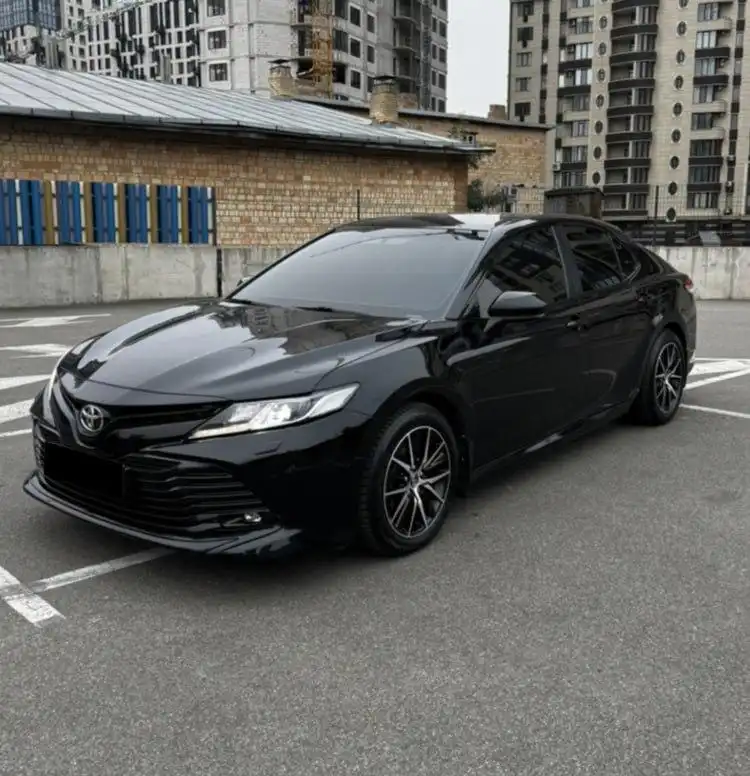 Продажа Toyota Camry 2019 года