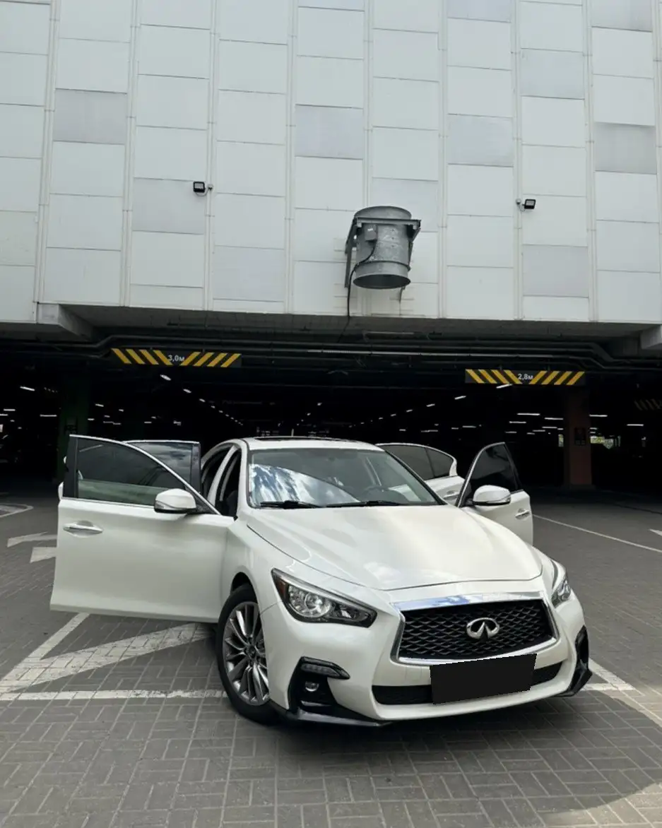 Infiniti Q50 3.0t 2017 - Авто в Тюмень