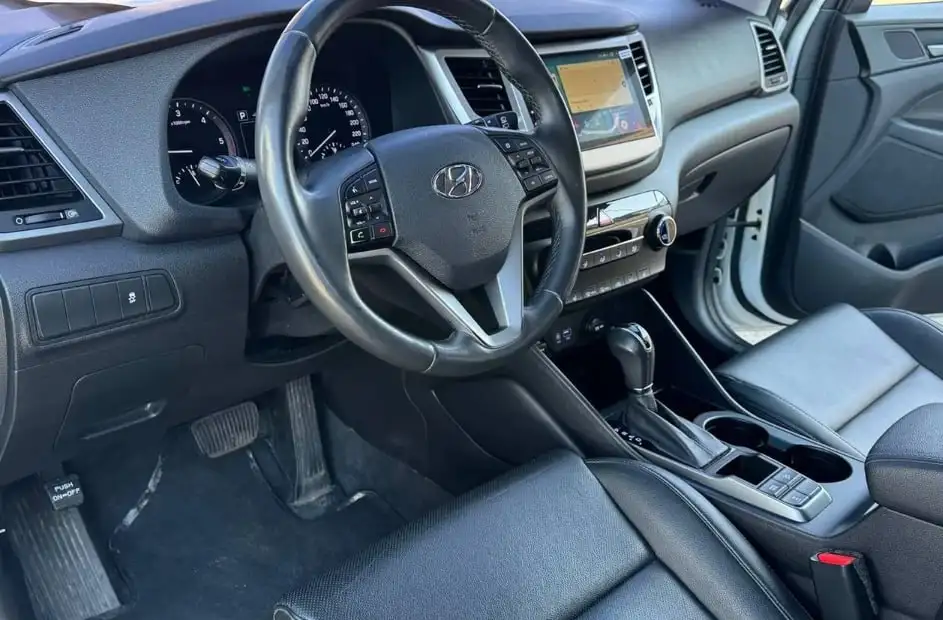 Hyundai Tucson 2018 2.0 CRDi 4WD автомат дизель - Внедорожники/кроссоверы (Авто) в Тюмень