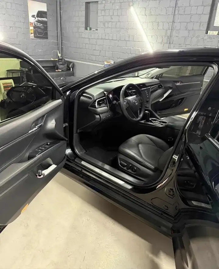 Продам Toyota Camry 2018 года - Легковые автомобили (Авто) в Тюмень