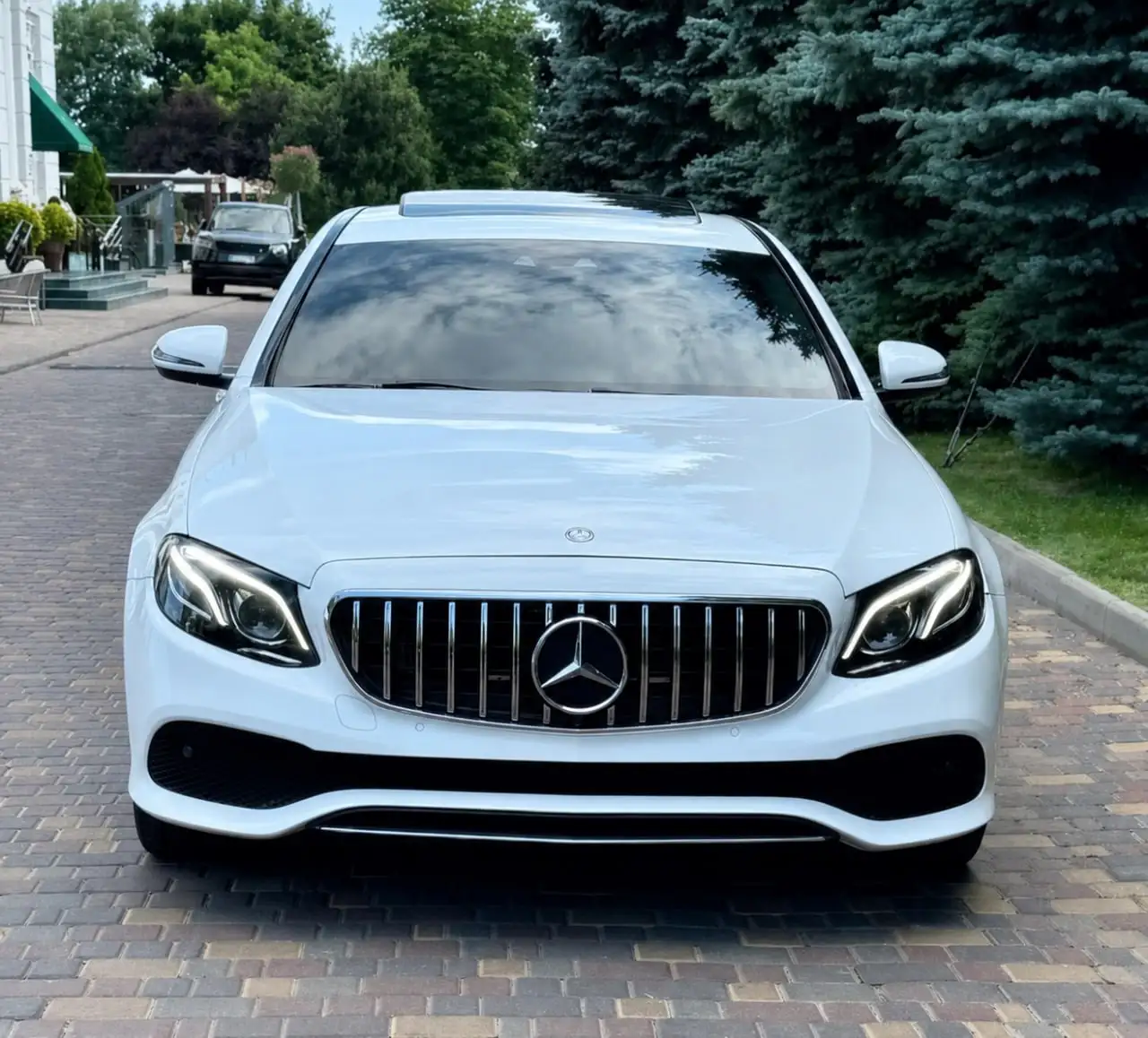 Mercedes-Benz E220d W213 2016 - Авто в Tyumen