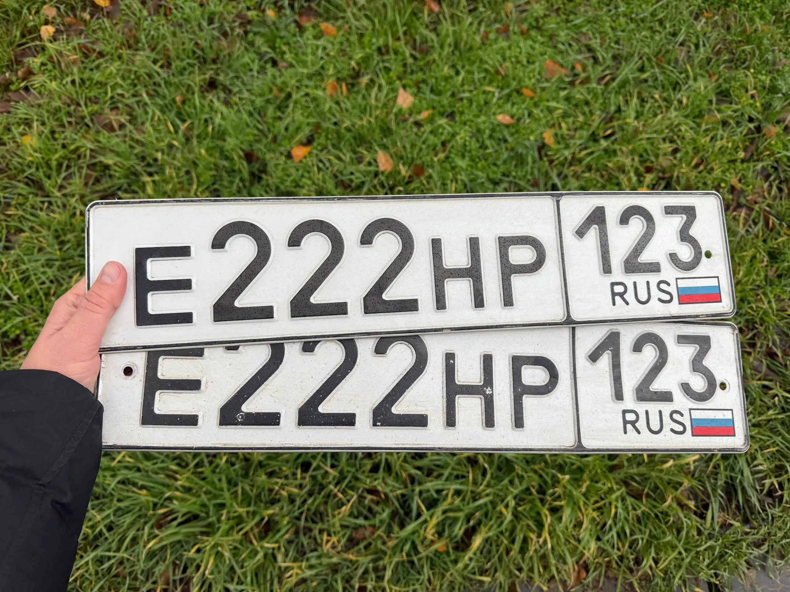 Продажа госномеров (3 шт.) - ЕZ22НР123, Е222НР123 - Номера (Госномера) в Краснодар