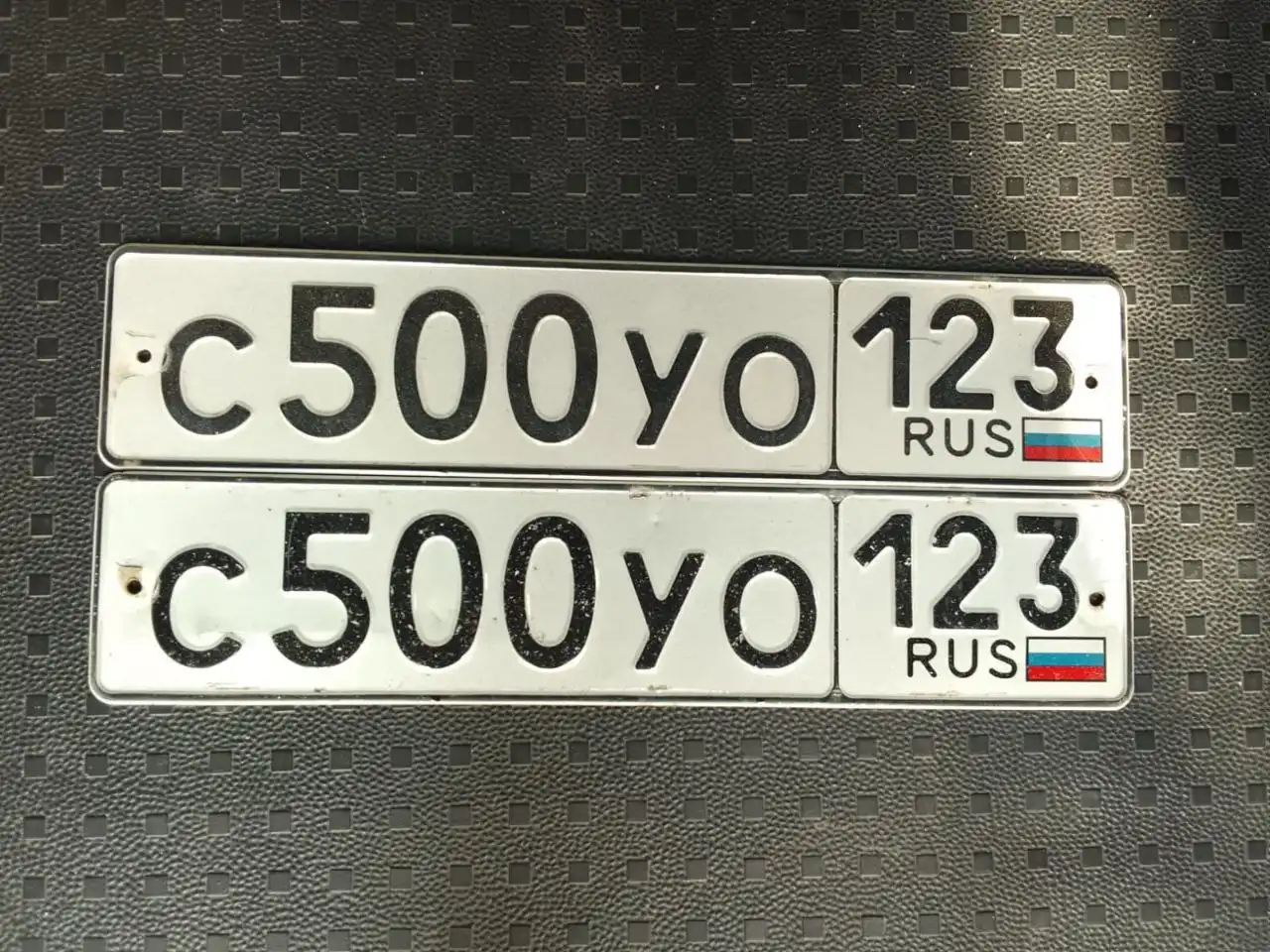 Продажа госномеров (2 шт.) - В300ЕВ323, В300ЕВ