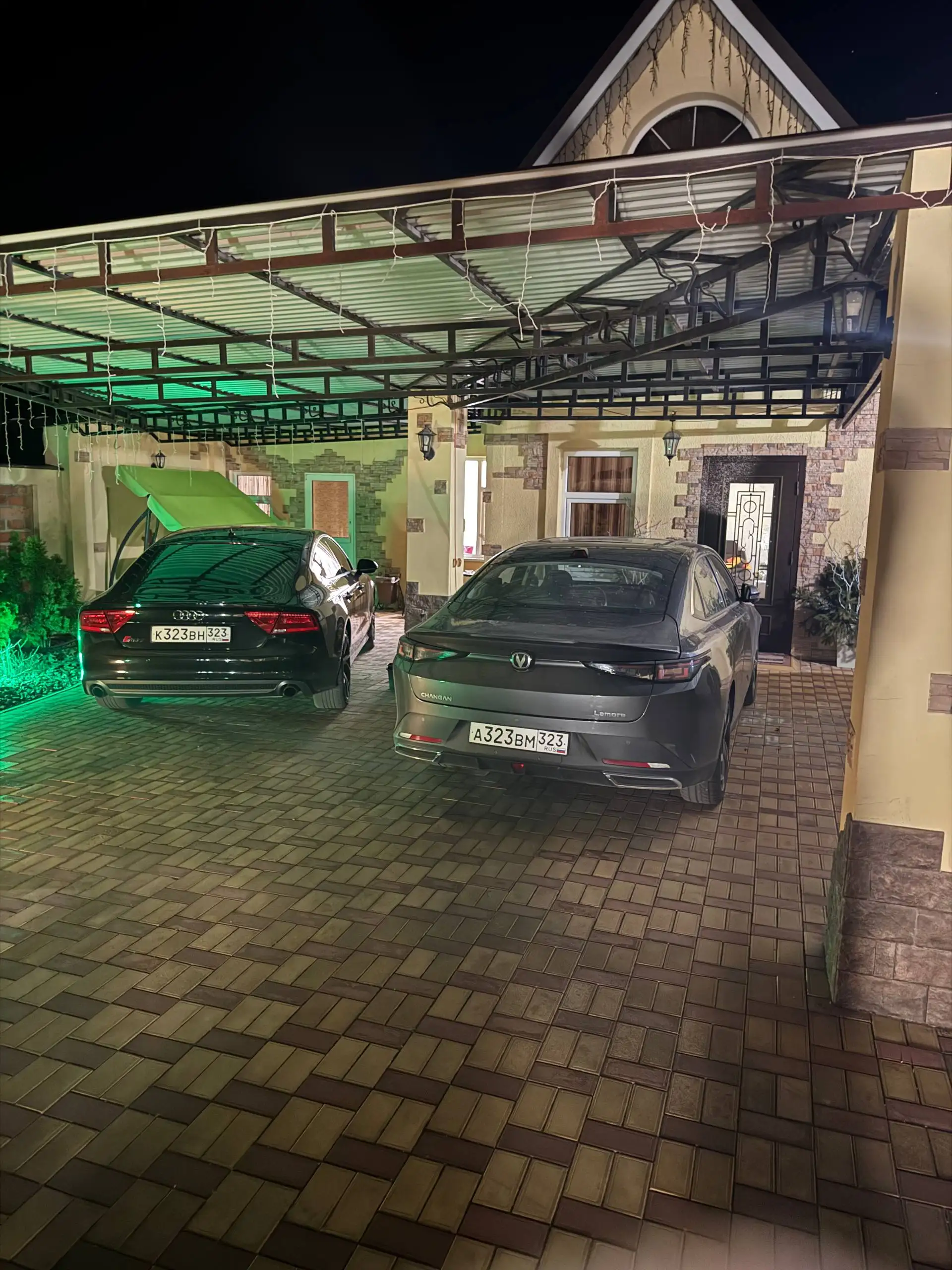 Продажа госномеров К323ВН323 и А323ВМ323 - Регистрационные знаки (Авто) в Краснодар