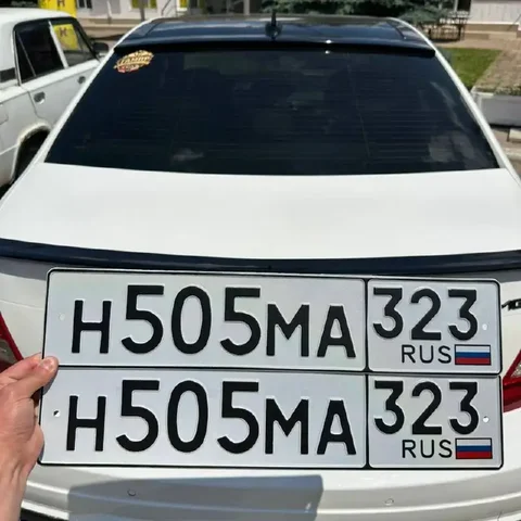Продажа госномеров с оформлением - Toyota Avensis в Краснодар