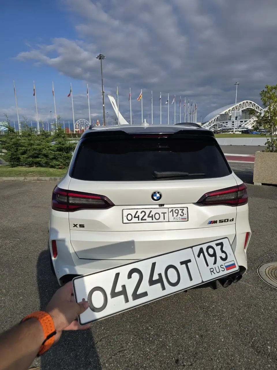 Красивые автомобильные номера 424 414 в паре - Госномера (Авто) в Краснодар