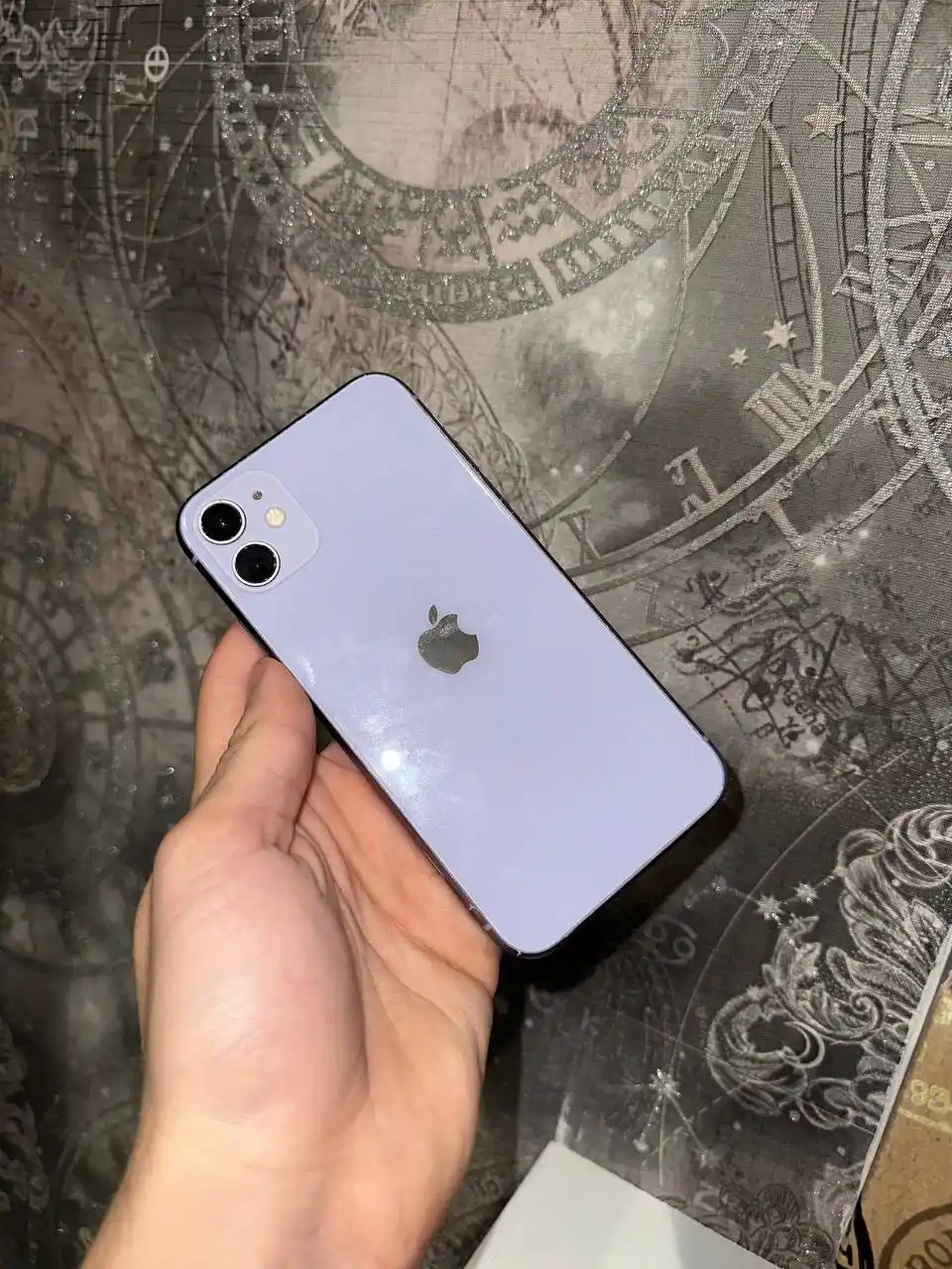 Продам Айфон 11 128 гб