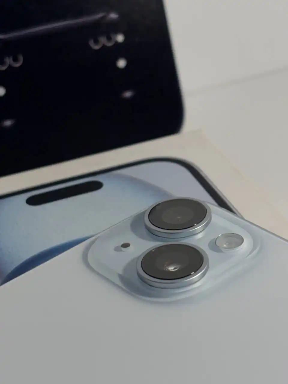 iPhone 15 голубой 128 ГБ