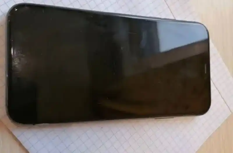 iPhone 11 black 64гб